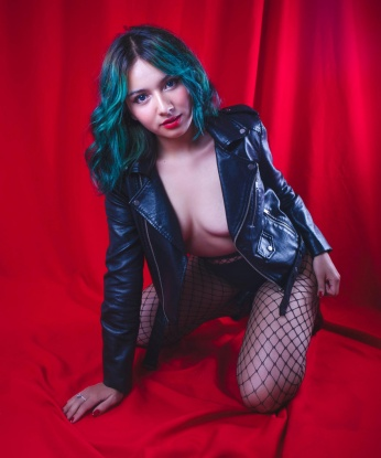 Анкета проститутки Арина - Фото, г. Шарнут, 18 лет, №3358